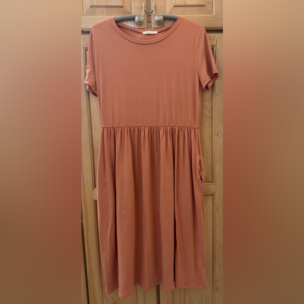 Reborn Coral Short Sleeve Dress